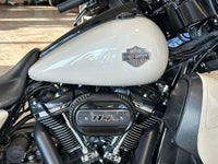 Street Glide Special Harley-Davidson 2022 (White Sand Pearl)