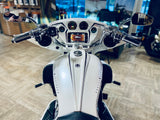 Trike, Tri Glide Ultra (Custom)  Harley-Davidson 2016