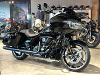 Road Glide 117 Harley-Davidson 2024 (Vivid Black/Black Trim)