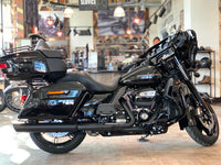Ultra Limited, Harley-Davidson (FLHTK), 2023  Black Option