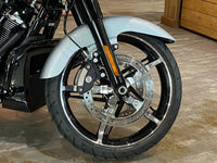 Road Glide 117 Harley-Davidson 2024 (Billiard Gray/Black Trim)