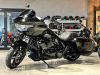 Road Glide 117 Harley-Davidson 2024 (Vivid Black/Black Trim)