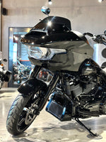 Road Glide 117 Harley-Davidson 2024 (Vivid Black/Black Trim)
