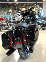 Road Glide 117 Harley-Davidson 2024 (Vivid Black/Black Trim)