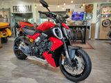 Ducati Diavel V4 (2023) RED