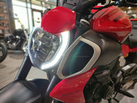 Ducati Diavel V4 (2023) RED