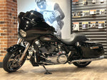 Street Glide 117 "Vivid Black (Chrome Trim)" 2024 Harley-Davidson