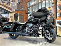 Road Glide Special 114 Harley-Davidson (Black Option)