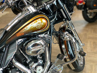 Street Glide Harley-Davidson 2012 (Custom)