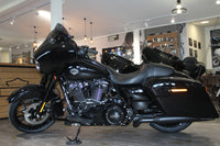 Street Glide Special 114  Harley-Davidson Vivid Black - Black Finish