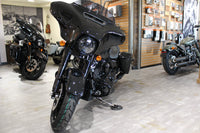 Street Glide Special 114  Harley-Davidson Vivid Black - Black Finish